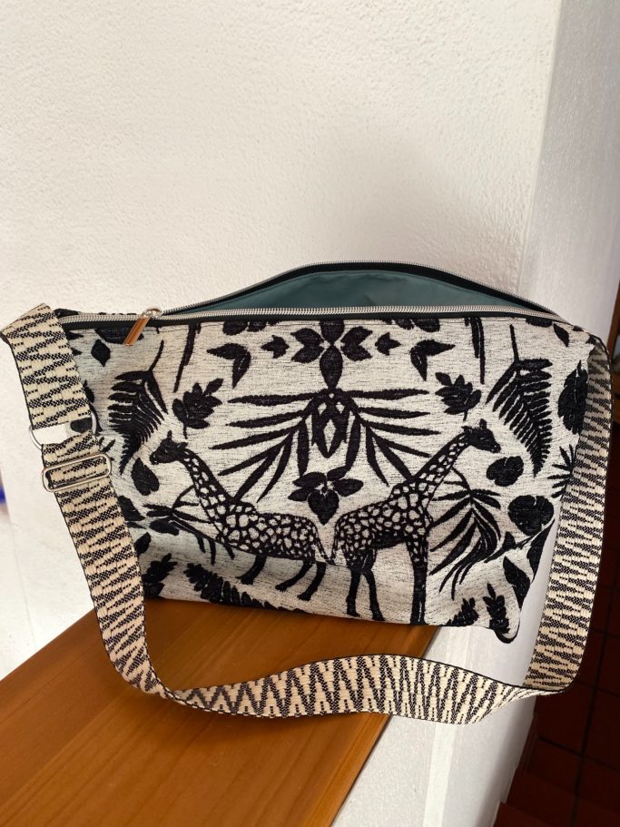 Tasche mit Dschungel Motiv