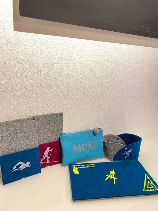 Geschenke aus Filz mit Wunschmotiven, personalisierte Kosmetiktasche, individuelle Sonderanfertigung, handmade in Schliersee