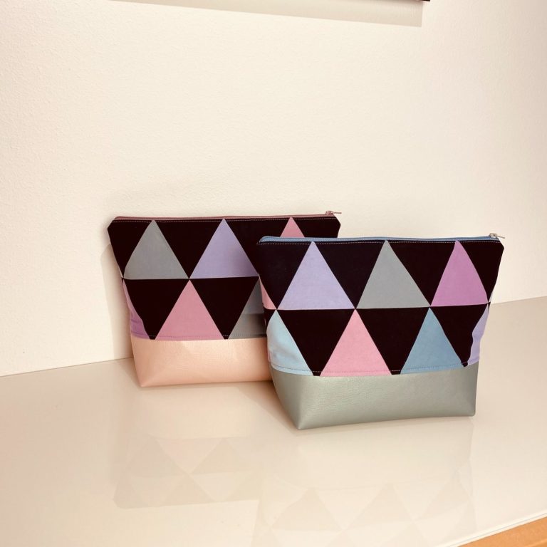 Kulturbeutel mit Patchworkmuster aus Dreiecken